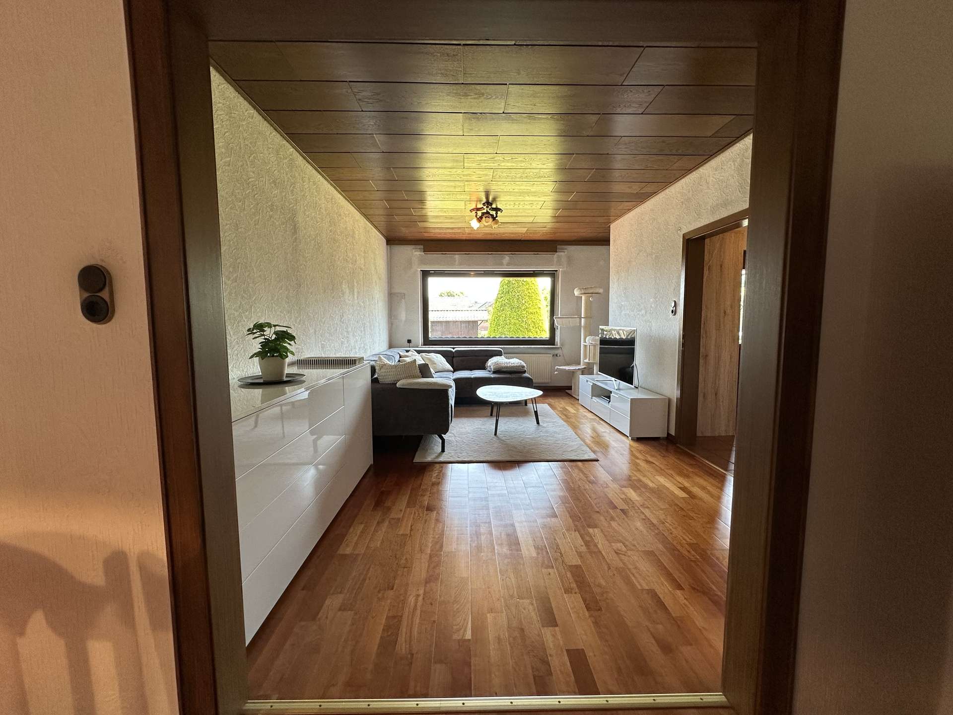 3759-lang5_Wohnzimmer