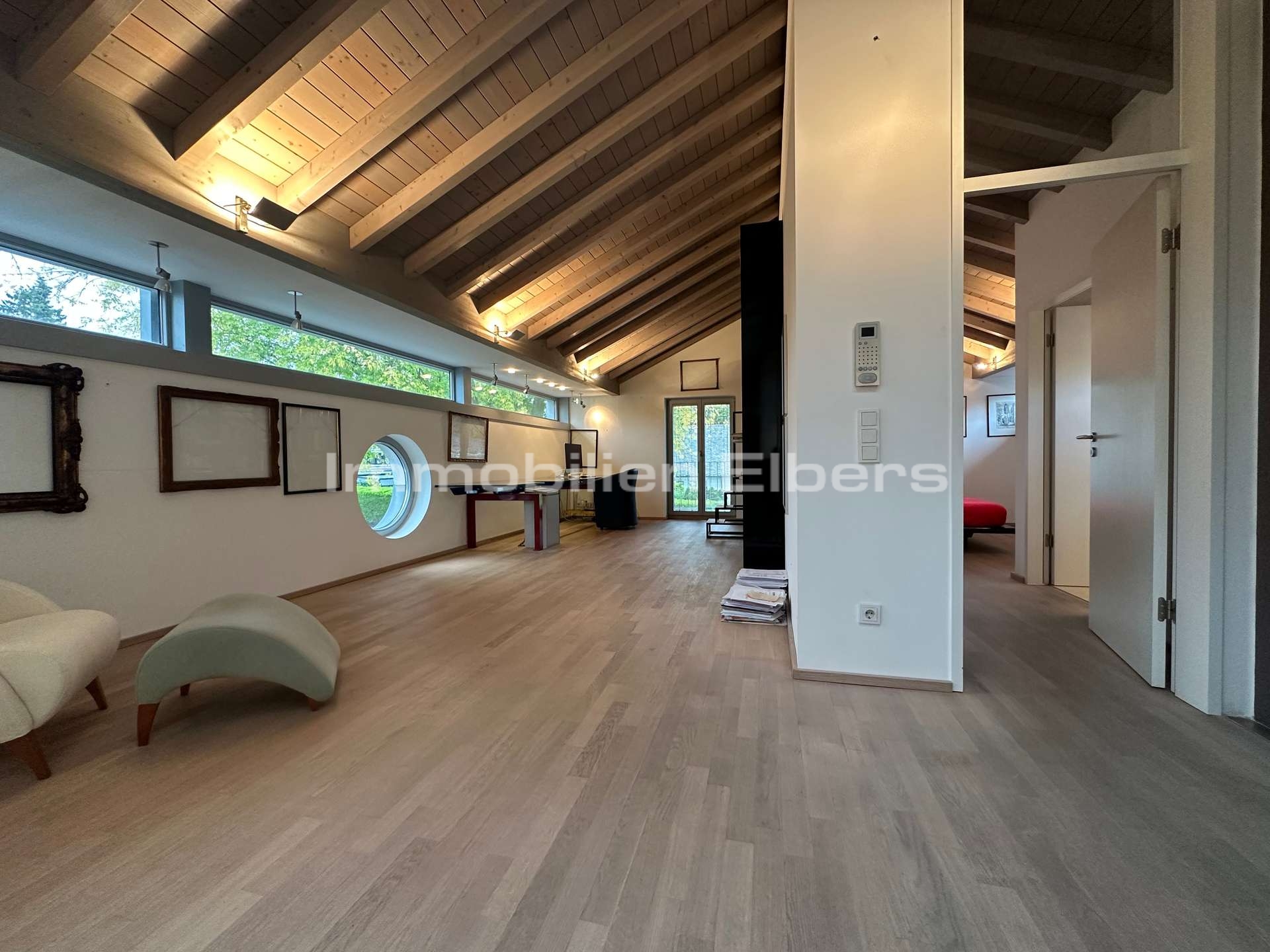 Büro DG